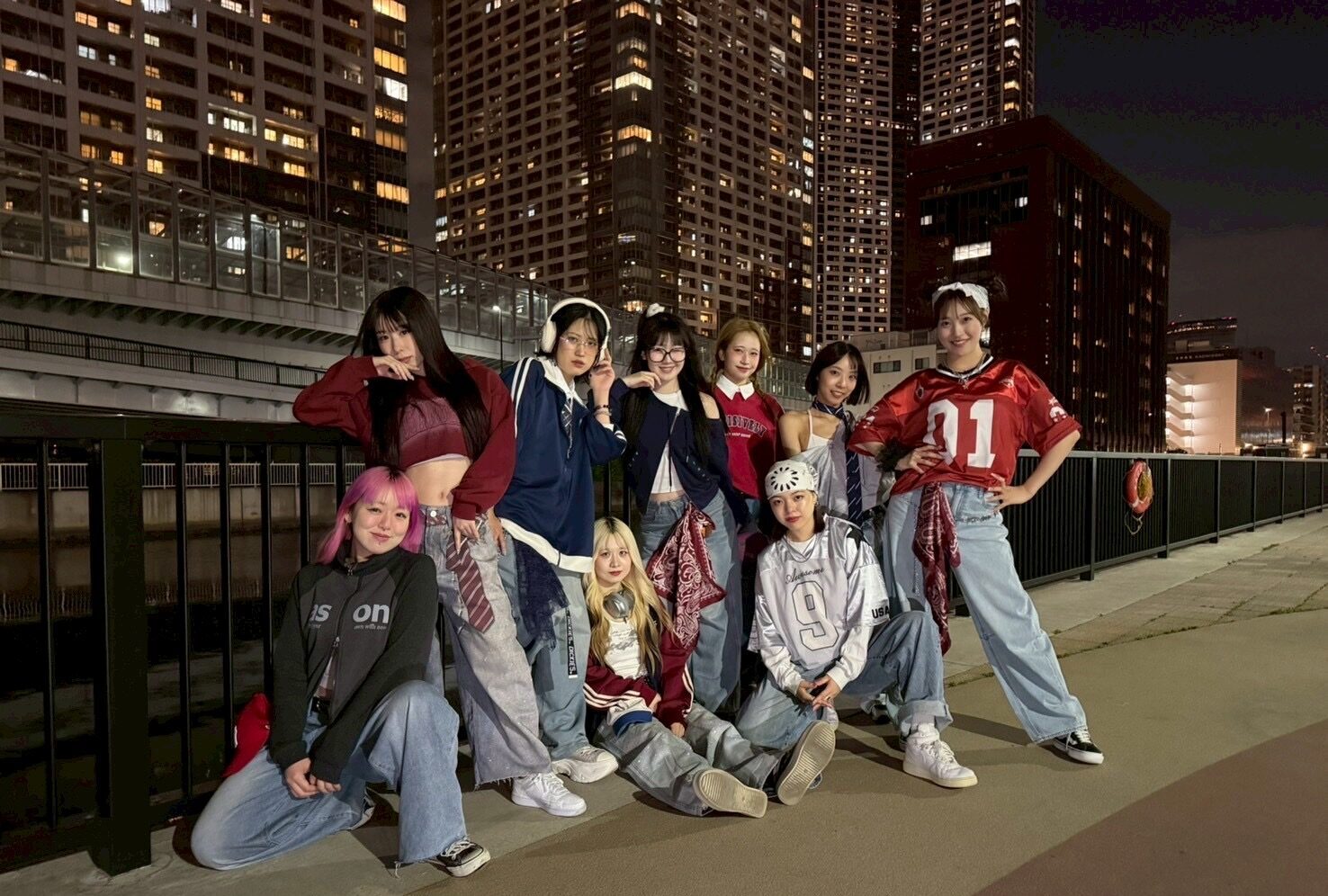 MOVENESS 5th SINGLE 'Be real'